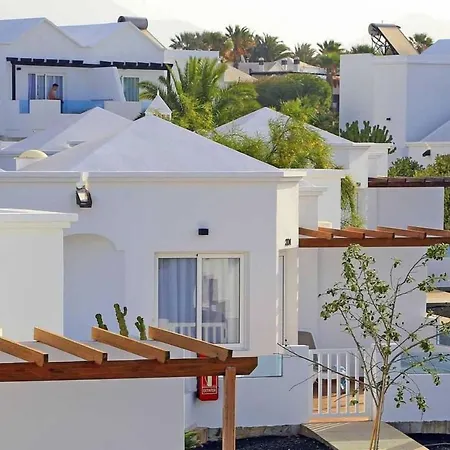 Apartment La The Two Bedroom With Half Board,wifi, In Playa Blanca *