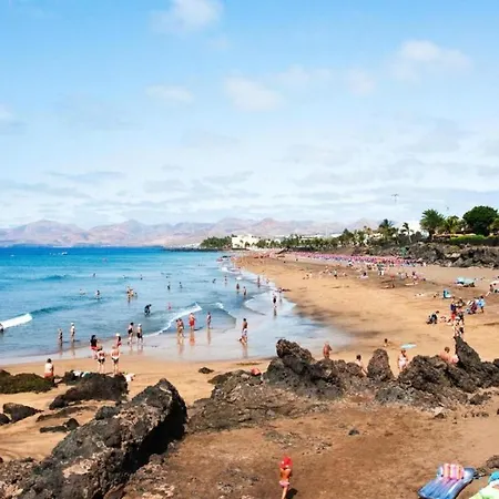 Apartment La The Two Bedroom With Half Board,wifi, In Playa Blanca