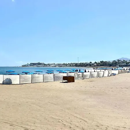 Daire La The Two Bedroom With Half Board,wifi, In Playa Blanca
